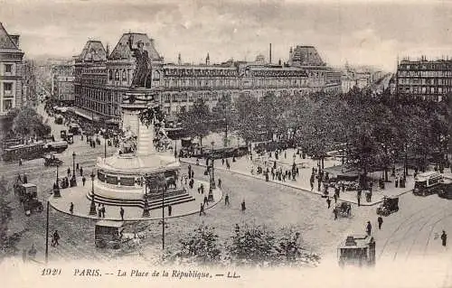 Frankreich 1917 Paris La Place de la Republique Straßenbahnen Statue Vintage Postkarte