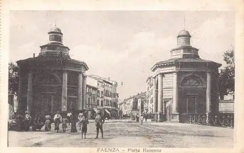 Italien Faenza Porta Ravenna Vintage Postkarte