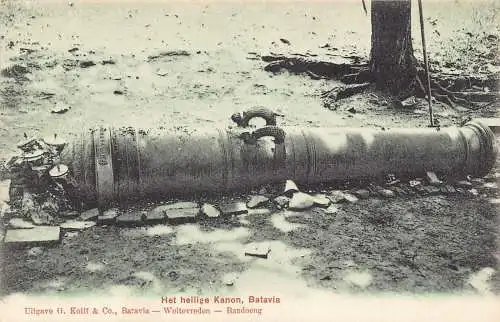 L228 Indonesien Niederländisch Ostindien Batavia Die Heilige Kanone Postkarte