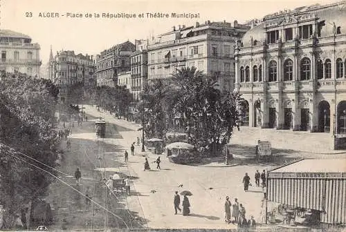 B063 Algerien Algier Place de la Republique et Stadttheater Straßenbahn Postkarte
