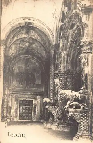 B079 Kroatien Kathedrale Eingang Trogir RPPC Vintage Postkarte