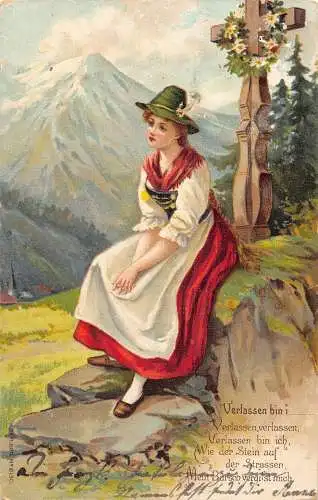 Mädchen in deutscher Tracht bei Kreuz Blumen Berglandschaft Postkarte