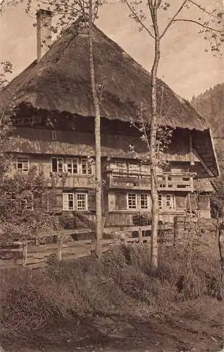 L217 Deutschland Schwarzwald Bauernhaus im Gutachhaus Vintage Postkarte