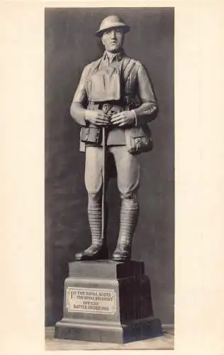 Edinburgh Castle Museum Statue Uniform Typen Royal Scots Officer WWI Postkarte