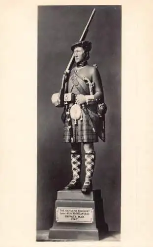 Edinburgh Castle Museum Statue Uniform Typen 42 Highlanders Regiment Postkarte