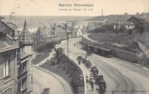 Frankreich 1909 Biarritz Pittoresque Avenue du Palais Kutsche Straßenbahn Vintage Postkarte