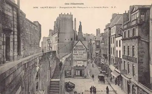 Frankreich Saint Malo Remparts ein Grande Porte Hotel Restaurant Vintage Postkarte