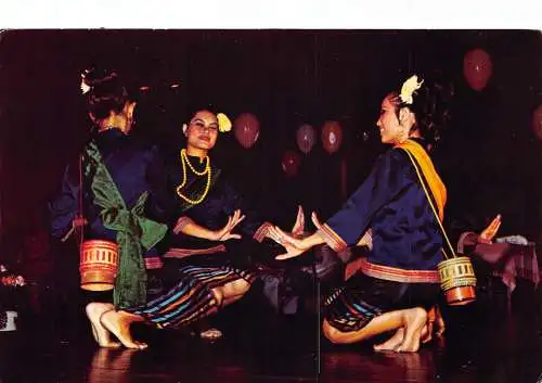 Thailand 1979 Thailändische Frauen tanzen im Nordosten Ethnische Vintage Postkarte