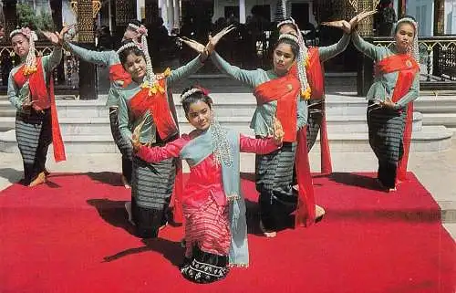 Thailand Girls Doing The Nail Dance in North Natives Ethno Vintage Postkarte