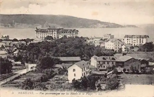Frankreich Hendaye General View Hotels et la Plague Beach Vintage Postkarte