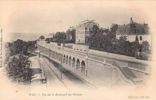 Frankreich Pau Vue sur le Boulevard des Pyrenees Vintage Postkarte