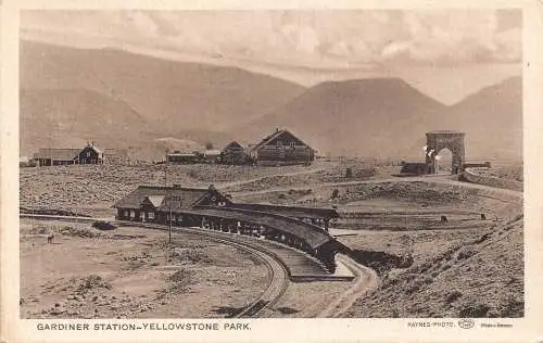 US Yellowstone Park 1947 Gardiner Train Station Vintage Postkarte