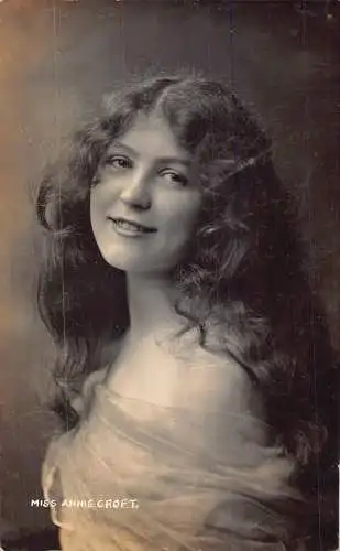 Britisch-edwardianische Schauspielerin Miss Annie Croft Portrait Vintage Postkarte