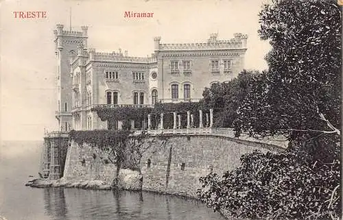 B098 Italien Schloss Triest Miramar Vintage Postkarte