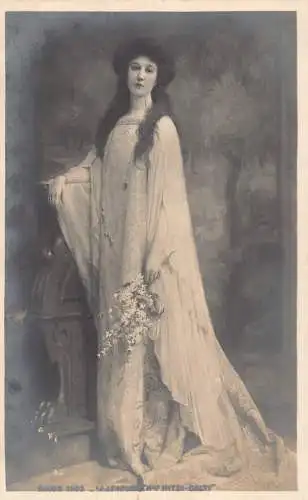 L464 Salon de 1903 A. Leroux - Mitzi-Dalti langes Kleid Blumen Vintage Postkarte