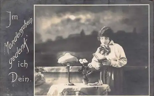 B104 Liebesromantik Thinking of You Frau Blumenbuch Fotomontage Postkarte