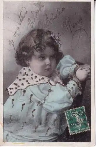 B107 Glitzer Neuheit 1907 Baby Mädchen mit blonden lockigen Haaren Postkarte