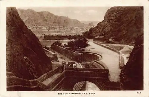 A613 Jemen Aden The Tanks Gesamtansicht RPPC Postkarte