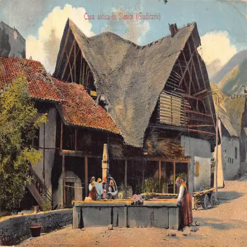 B110 Italien 1912 Giudicarie Casa antica in Sienico Bauernfrauenhaus Postkarte