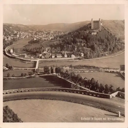 B120 Deutschland Eichstätt In Bayern Schloss Willibaldsberg RPPC Vintage Postkarte