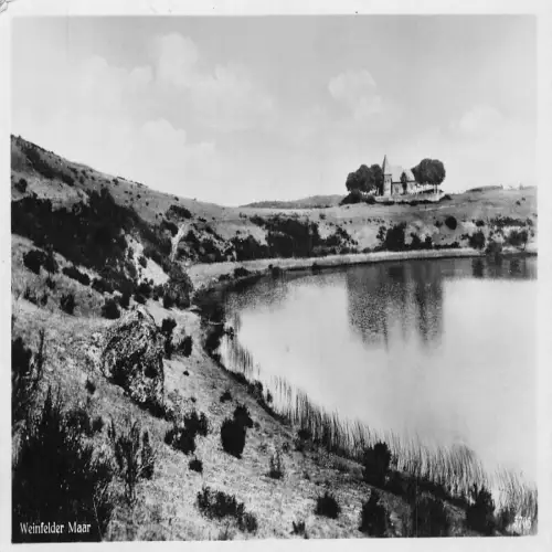 B120 Deutschland Weinfelder Maarsee RPPC Vintage Postkarte