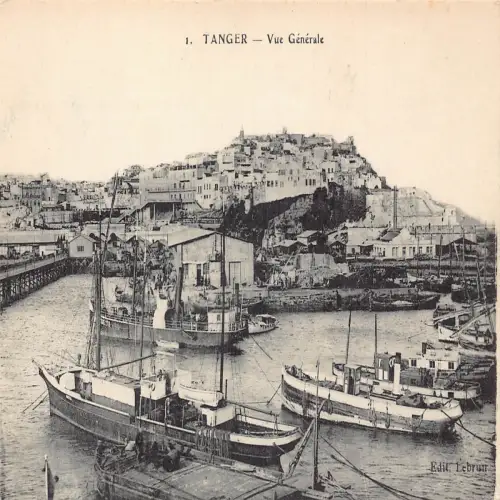 A668 Marokko Tanger Gesamtansicht Dampfschiffe Vintage Postkarte