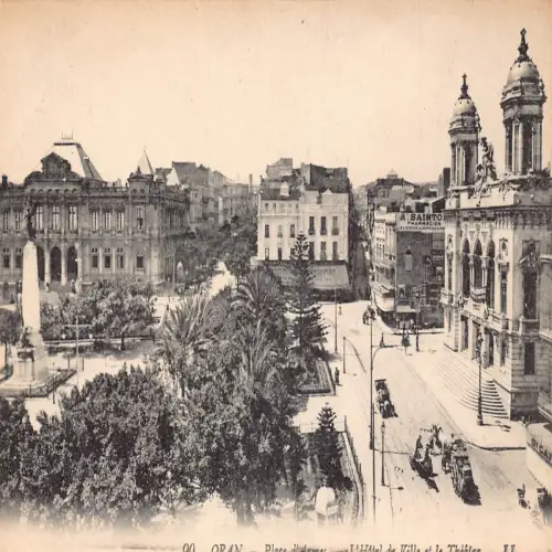 A669 Algerien Oran Place d'Armes Hotel de Ville Theater Santo Apotheke Postkarte