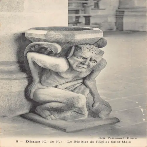 A675 Frankreich Dinan Benitier de l'Eglise Saint Malo Gargoyle Vintage Postkarte