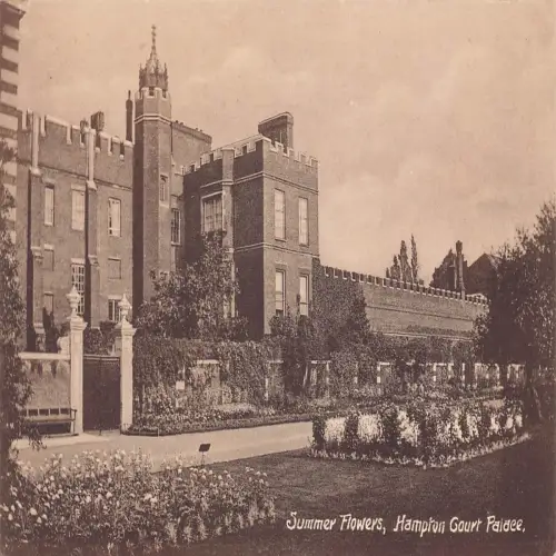 B127 England Hampton Court Palace Sommerblumen Postkarte