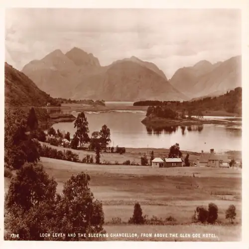 B126 Schottland Loch Leven Sleeping Chancellor von Above Glen Hotel RPPC Postkarte