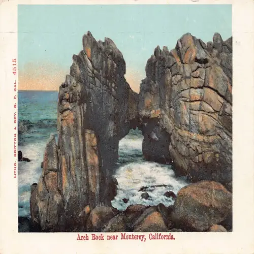 A679 US California Arch Rock bei Monterey Vintage Postkarte