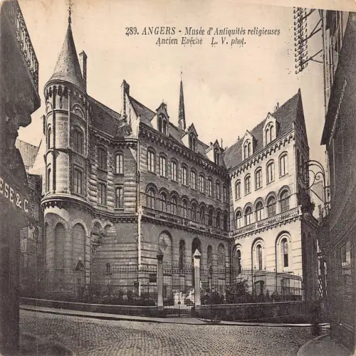 A681 Frankreich Angers Musee d'Antiquites religieuses Ancien Eveche Vintage Postkarte