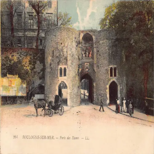 A682 Frankreich 1911 Boulogne-sur-Mer Porte des Dunes Tor Kutsche Postkarte