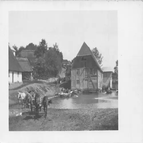 A687 Echt Foto Dorf Szene Pferde Karren Bauernhof See Vintage Postkarte