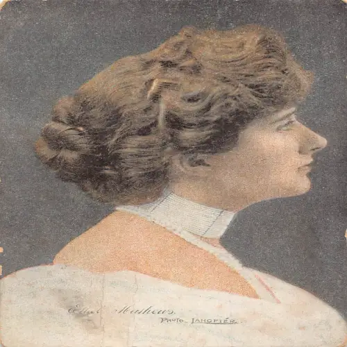 A689 Portrait Glamour Frau E Mathews Langfier Studio Vintage Postkarte