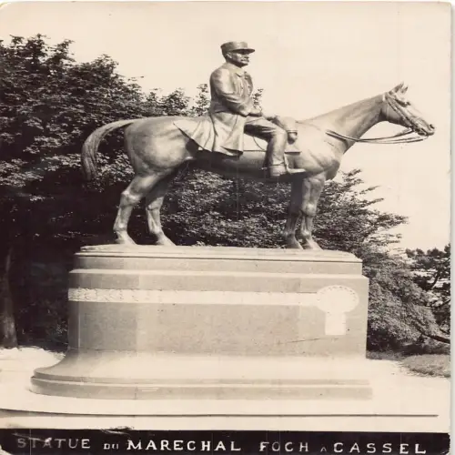 A690 Deutschland Kassel Statue Foch Marschall RPPC Vintage Postkarte