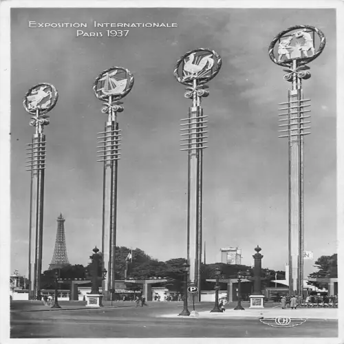 A192 Frankreich 1937 Internationale Ausstellung Paris Place de la Concrede Postkarte