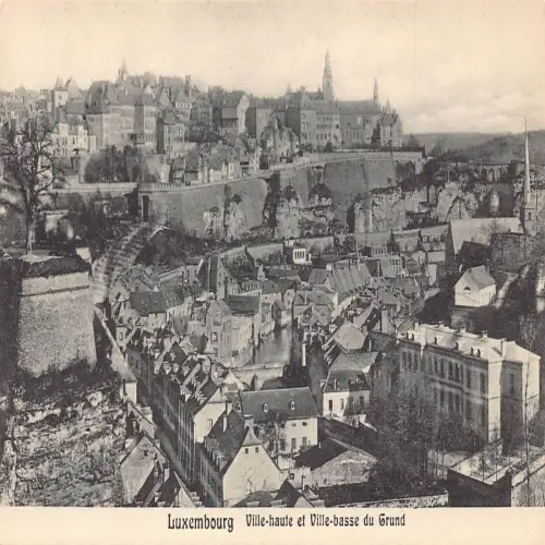 A665 Luxembourg Ville Haute et Ville Basse du Grund Vintage Postkarte