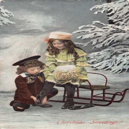 A702 Weihnachtsgrüße Junge hilft Mädchen mit Schlittschuhen Schlitten Schnee Vintage Postkarte