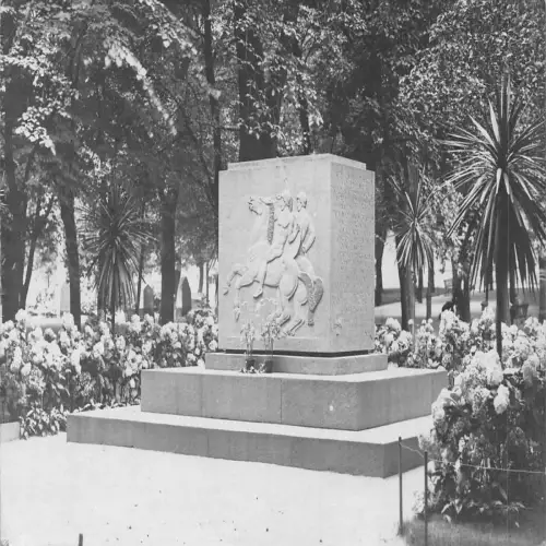 A709 Finnland Finnisches Bürgerkrieg Denkmal Alte Kirche Park Helsinki Postkarte