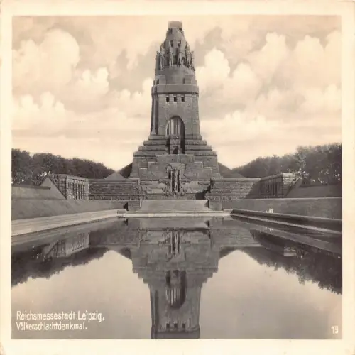 B136 Deutschland Leipzig Reichsmessestadt Voelkerschlachtdenkmal Denkmal Postkarte