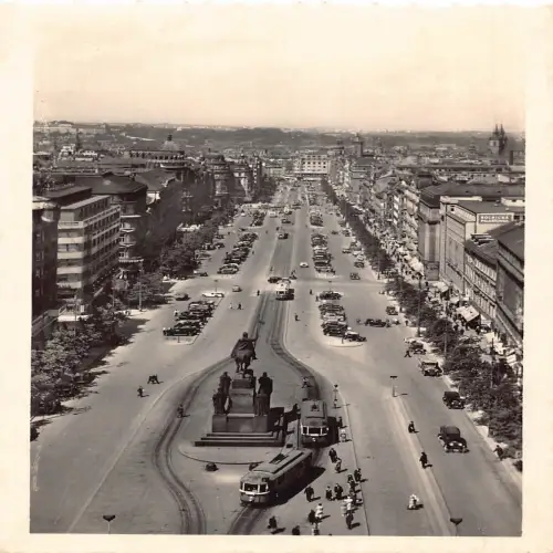 A727 Tschechien Praha Prag Wenzelsplatz Straßenbahnwagen RPPC Vintage Postkarte