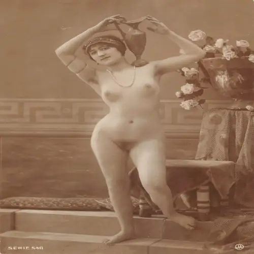L479 Glamour Akt Risque Schönheit Echtfoto Blanko Rückseite Vintage Postkarte