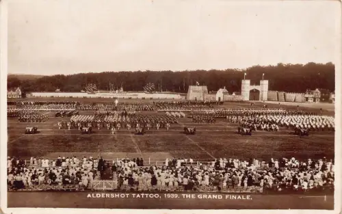 A731 Sport Militär 1939 WWII Aldershot Tattoo Großes Finale Vintage Postkarte