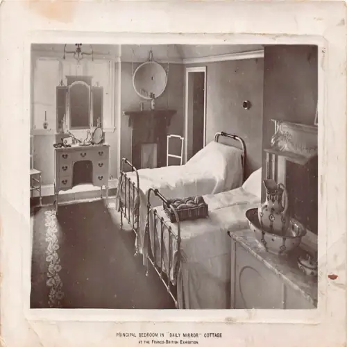 A736 französisch-britische Ausstellung Hauptzimmer Tagesspiegel Cottage Postkarte