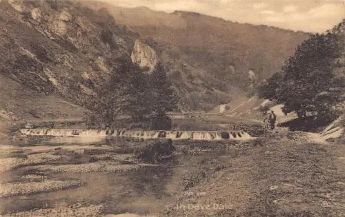 A741 England 1917 In Dove Dale River Vintage Postkarte