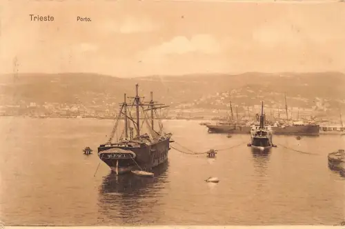 A746 Italien Triest Porto Schiff Hafen Vintage Postkarte