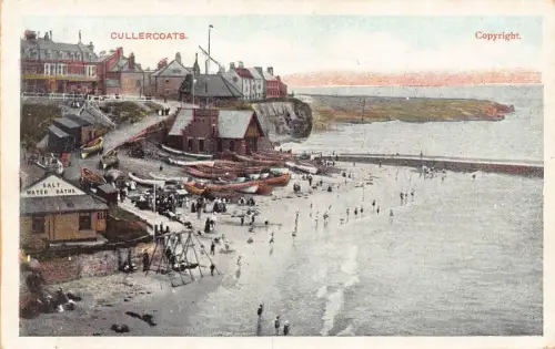 L241 England Cullercoats Salzwasserbäder Boote Vintage Postkarte