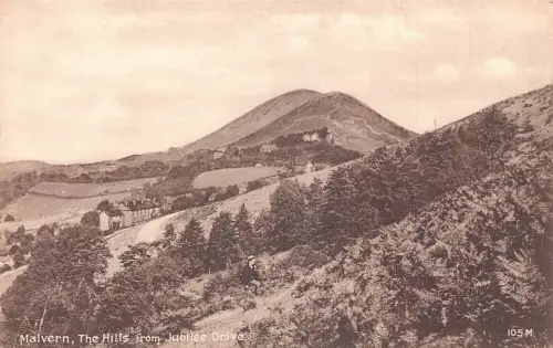 A034 England Malvern The Hills vom Jubilee Drive Vintage Postkarte