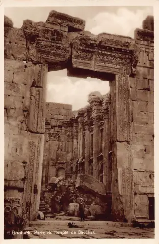 B220 Libanon Baalbek Porte du Temple de Bacchus RPPC Vintage Postkarte